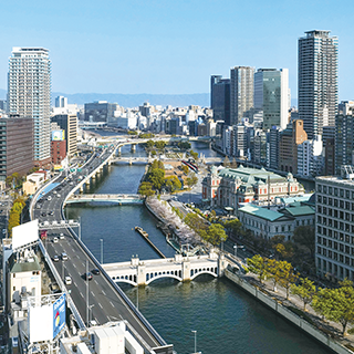 水辺の活気を取り戻す「水の回廊」